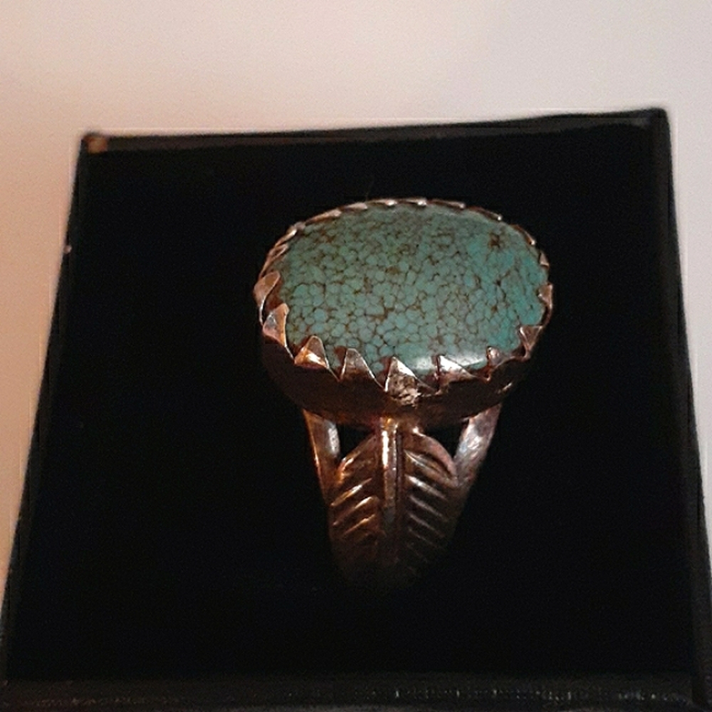 SOLD 💙 Navajo Design Feather Ring - Picture 9 of 12